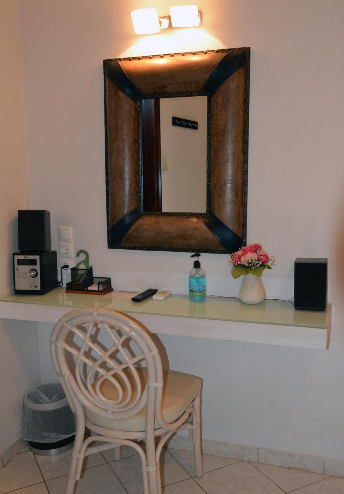 Enetiko Rooms Chania  Buitenkant foto
