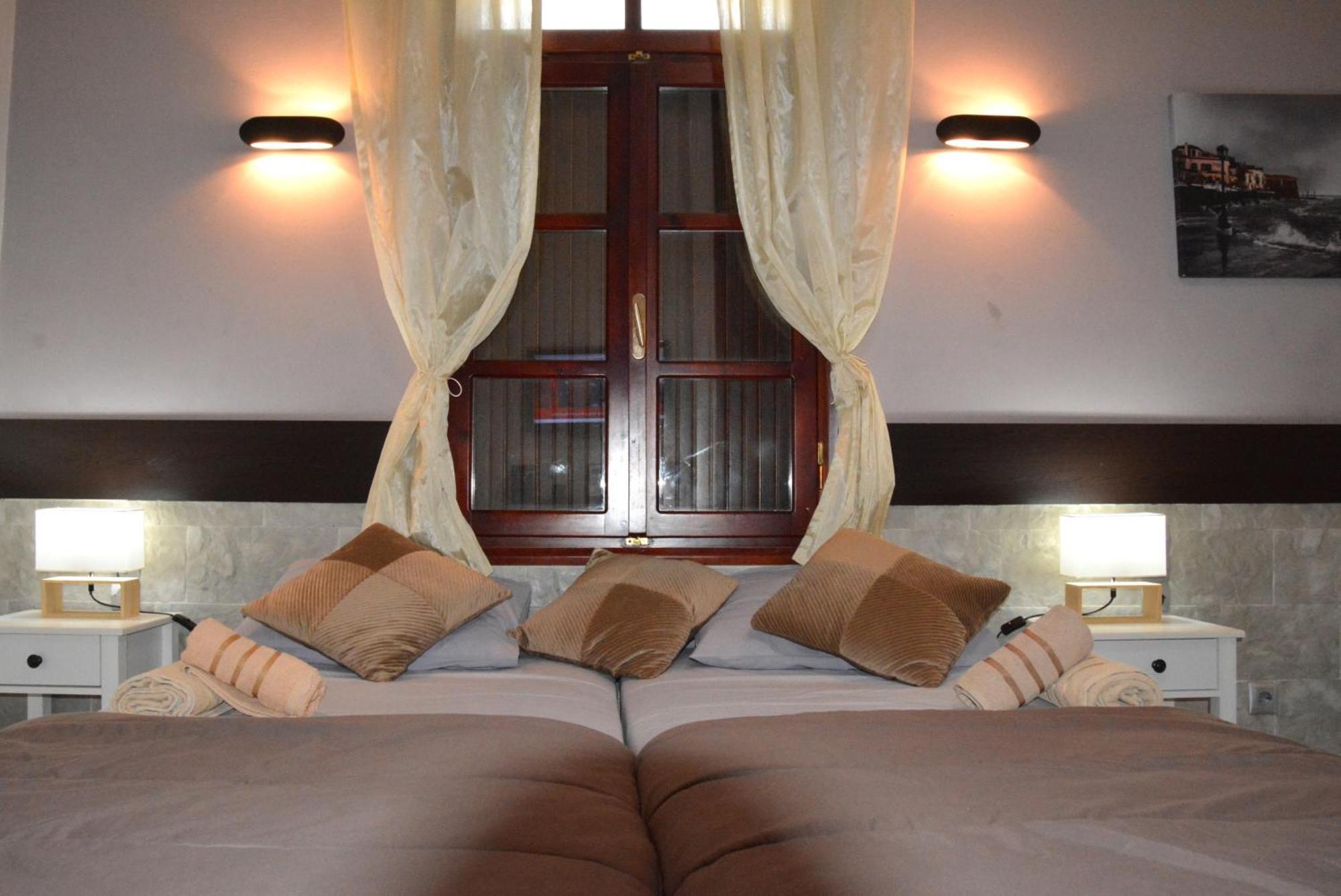 Enetiko Rooms Chania  Buitenkant foto