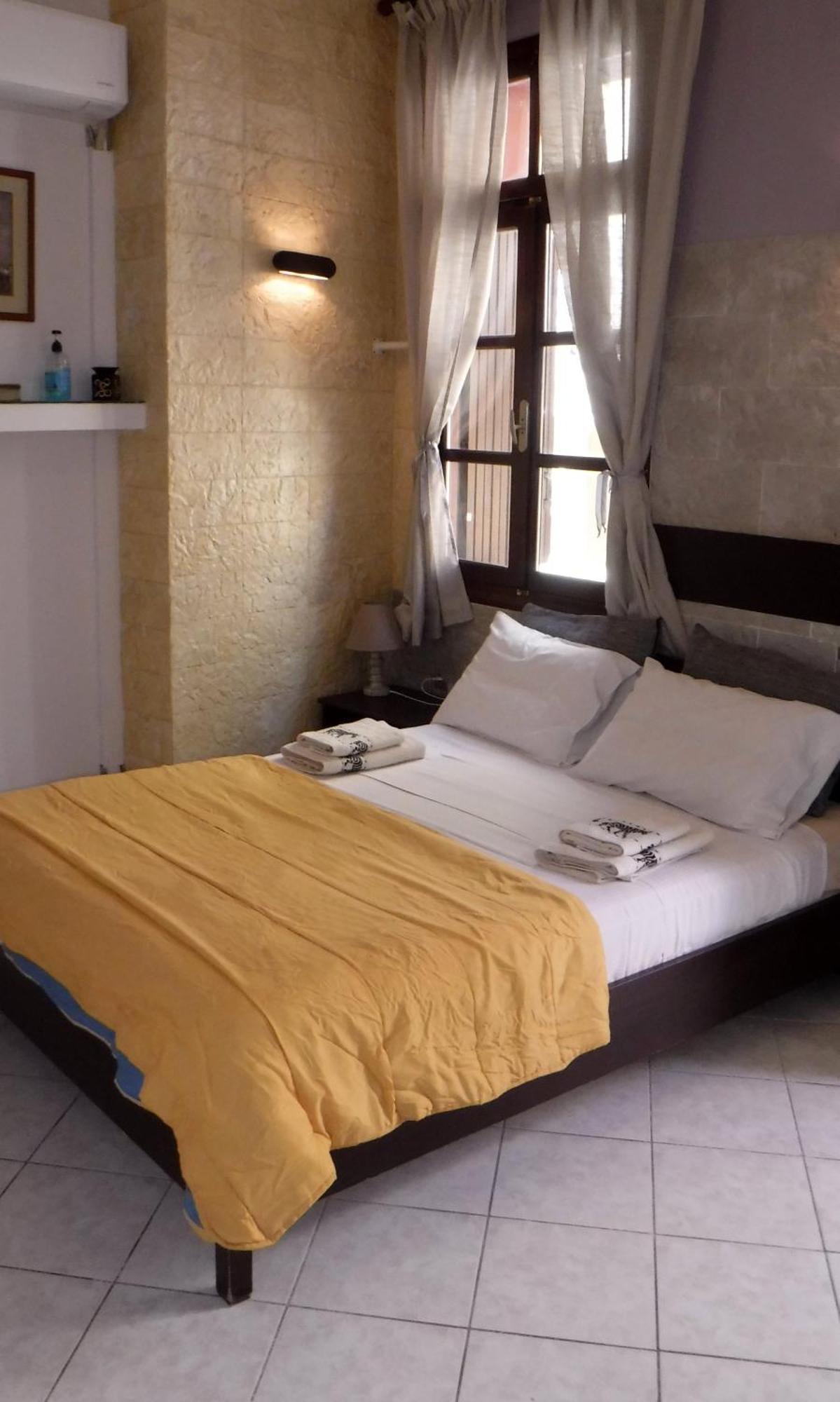 Enetiko Rooms Chania  Buitenkant foto